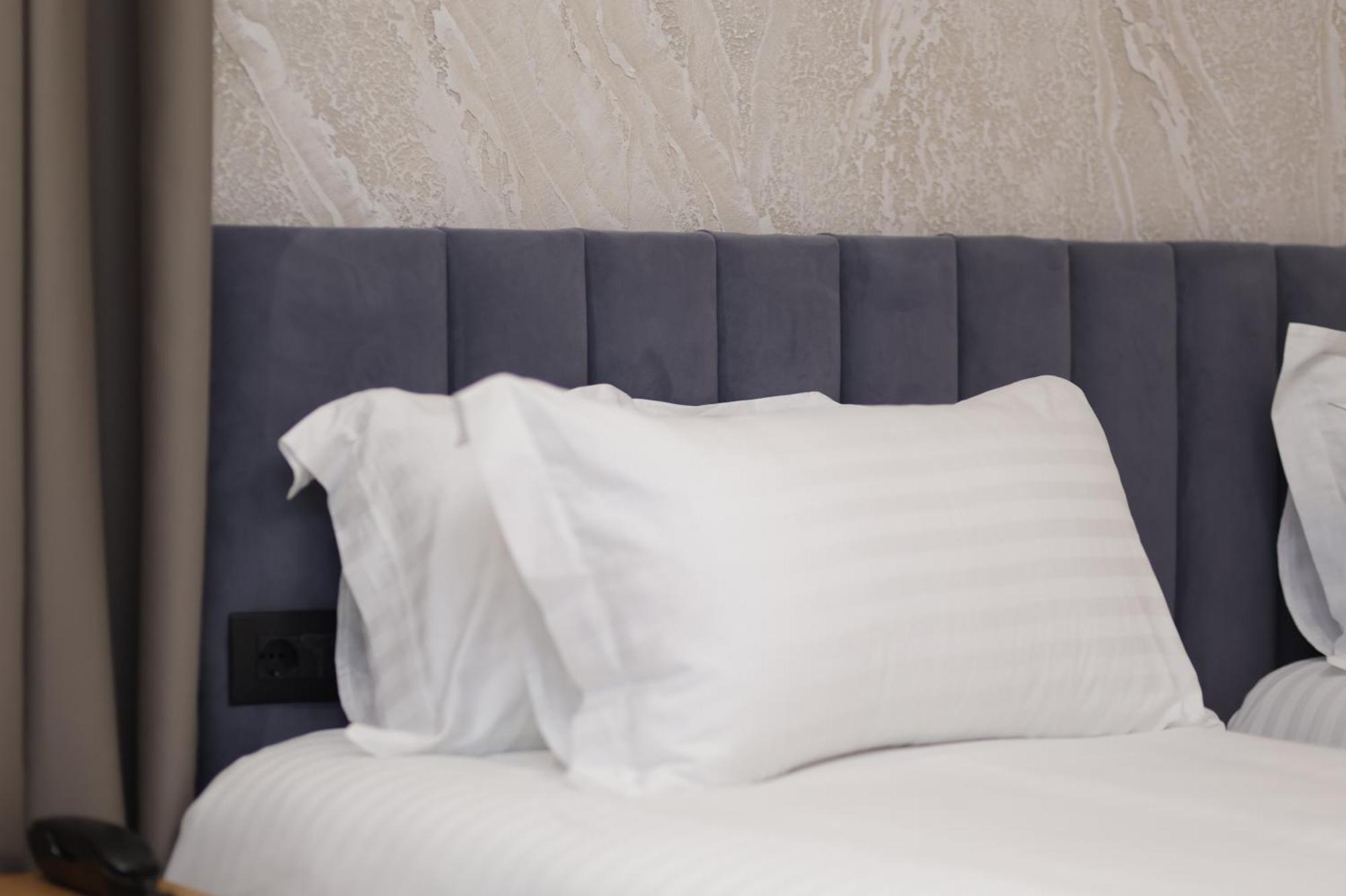 Residence Inn Hotel 4* Tirana